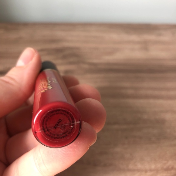 Tarte Matte Lip Paint - XOXO - Picture 2 of 3